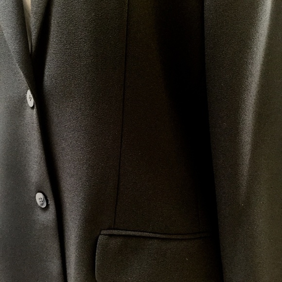 Evan Picone sz 14 black crepe blazer - lined - Picture 3 of 5